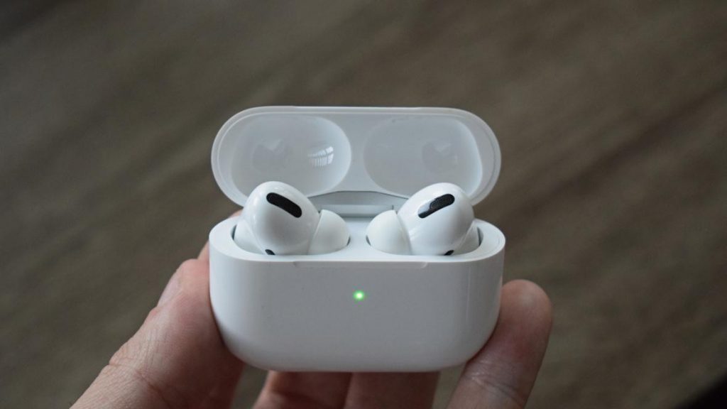 AirPods